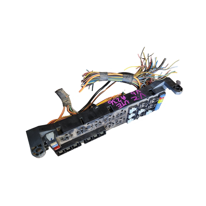 A236 - VZ Holden Commodore Utility - Fusebox
