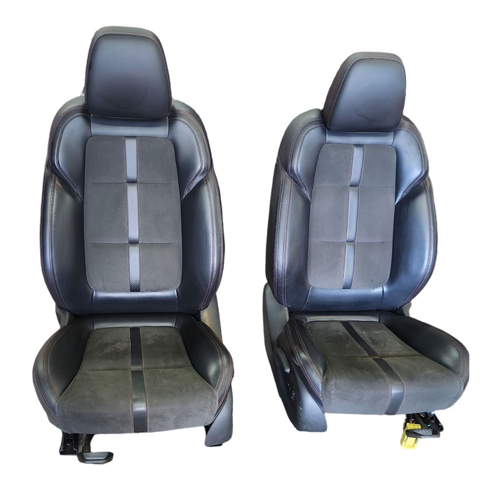 A241 - VF SV6 SEDAN - Front Seat (PAIR)
