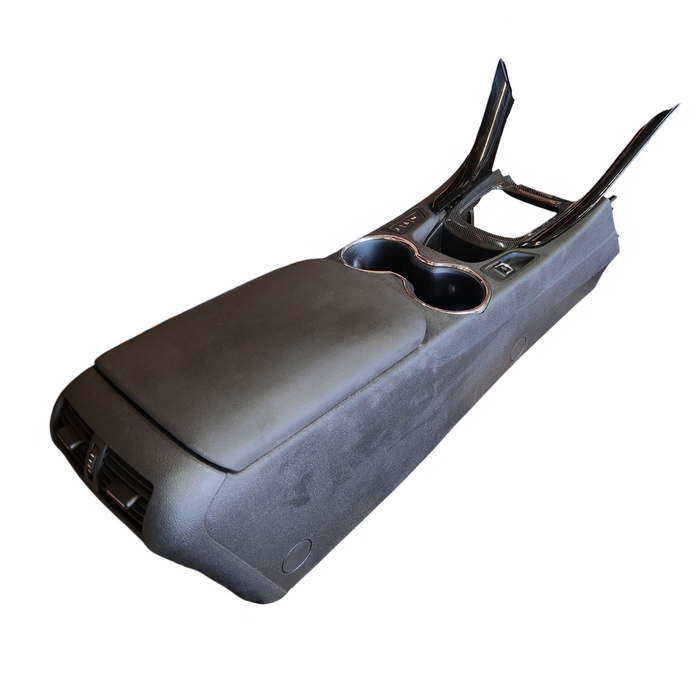 A241 - VF SV6 SEDAN - Centre Console (COMPLETE)