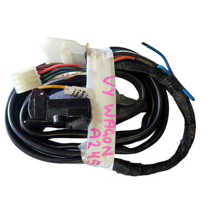 A245 - VY Acclaim WAGON - Trailer Plug Loom
