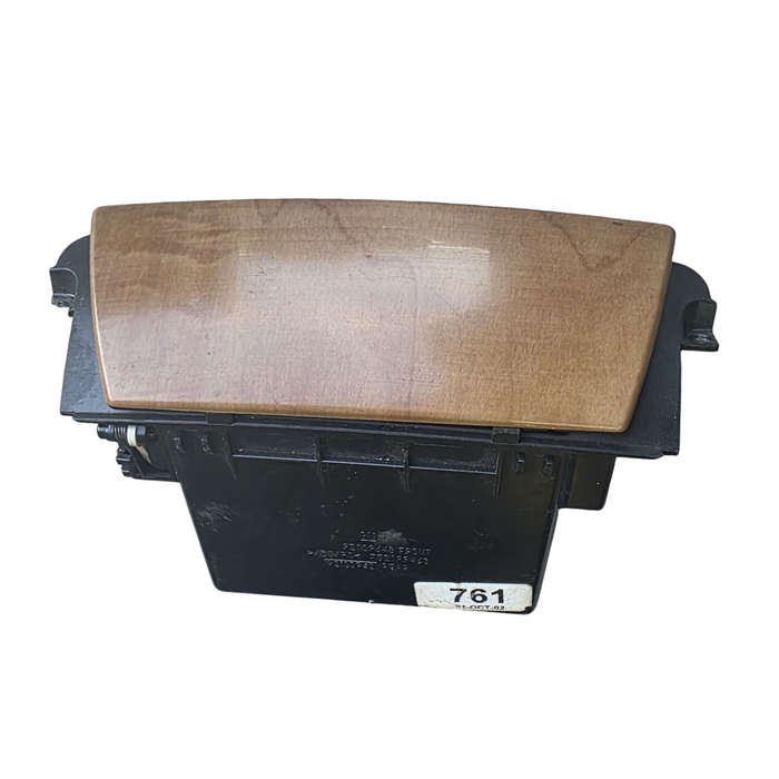 A255 - VY BERLINA SEDAN - Dash Pocket