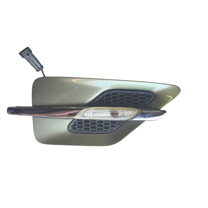 A255 - VZ BERLINA SEDAN - Blinker Passenger's Front Guard