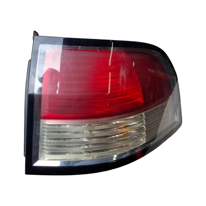 A265 - VE CALAIS WAGON - Taillight Driver's Side