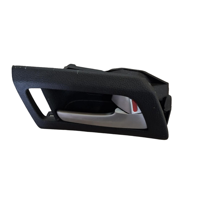 A265 - VE CALAIS WAGON - Internal Door Handle Driver's Rear