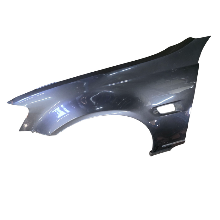 A267 - VE - HOLDEN CALAIS - FRONT GUARD (PASSENGER'S)
