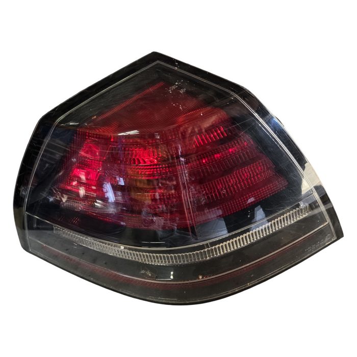 A267 - VE - HOLDEN CALAIS - TAILLIGHT RIGHT HAND