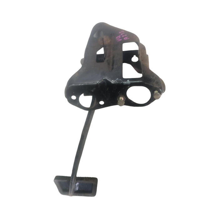 A273 - VQ HOLDEN STATESMAN - BRAKE PEDAL BOX