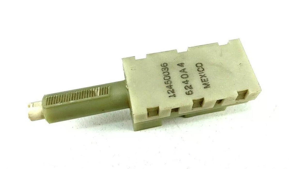 VZ / WL - BRAKE LIGHT PEDAL SWITCH / CRUISE CONTROL