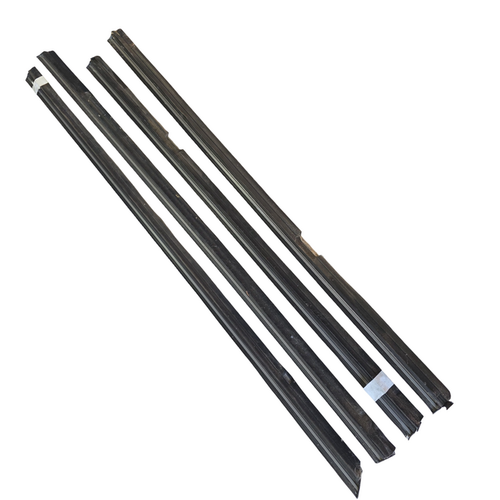 A174 - VN HOLDEN COMMODORE SEDAN - Door Belt (SET)