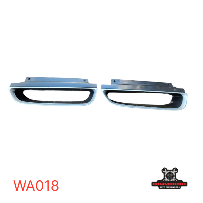 WA018 - VS - Front Grille Vents (SET)