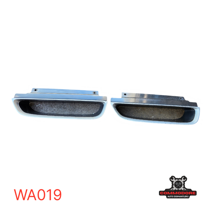 WA019 - VS - Front Grille Vents (SET)