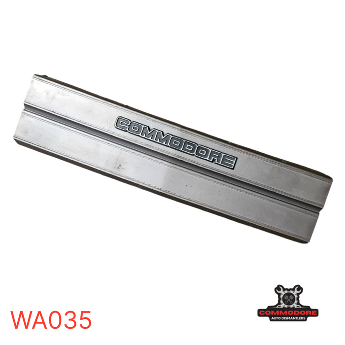 WA035 - VL HOLDEN COMMODORE - BOOT GARNISH