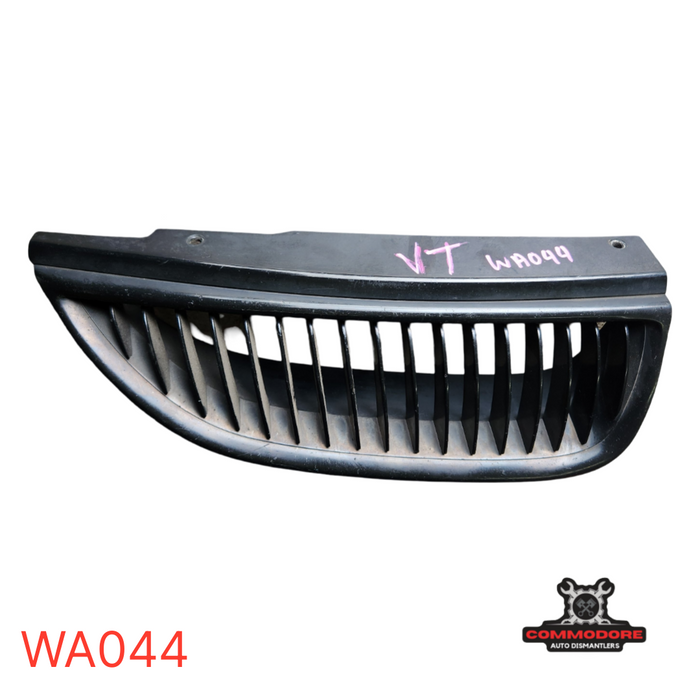 WA044 - VT FRONT GRILLE - DRIVERS SIDE