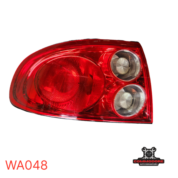 WA048 - VY/VZ MONARO CV8 - TAILLIGHT - PASSENGER SIDE