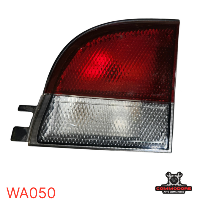 WA050- VS HSV/CALAIS BOOTLID TAILLIGHT DRIVER SIDE