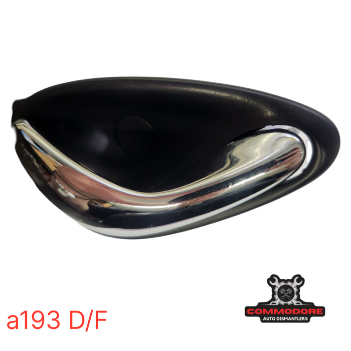 A193 - VT/VY/VX/VU/VZ - DRIVER'S FRONT Internal Door Handle