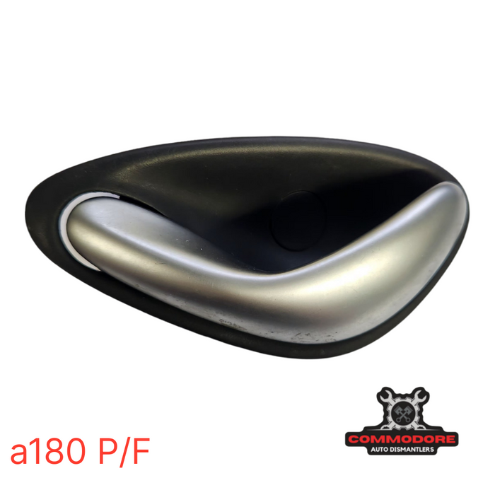 A180 - VT/VY/VX/VU/VZ - PASSENGER'S FRONT Internal Door Handle