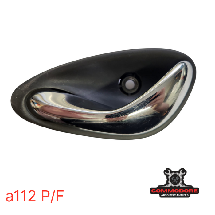 A112 - VT/VY/VX/VU/VZ - PASSENGER'S FRONT Internal Door Handle