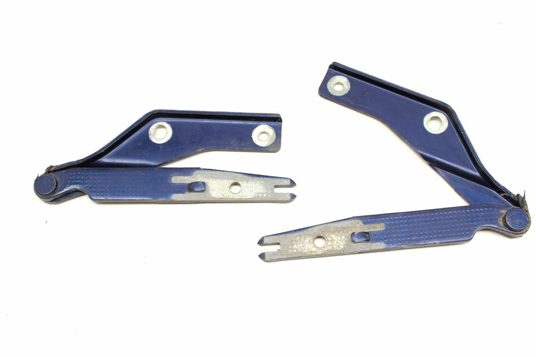 VT,VX,VU,WH - BONNET HINGE - Drivers Side