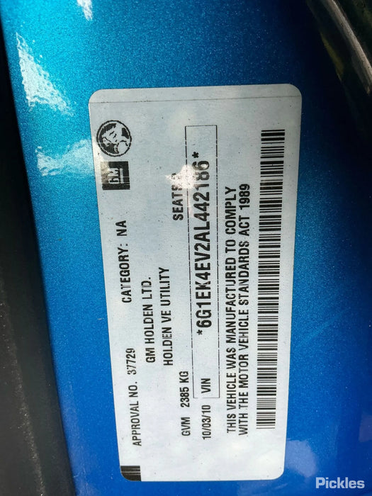 A310 - VE Holden Commodore UTE SV6, Manual 257,XXXkms Paint Code #608R Voodoo Blue