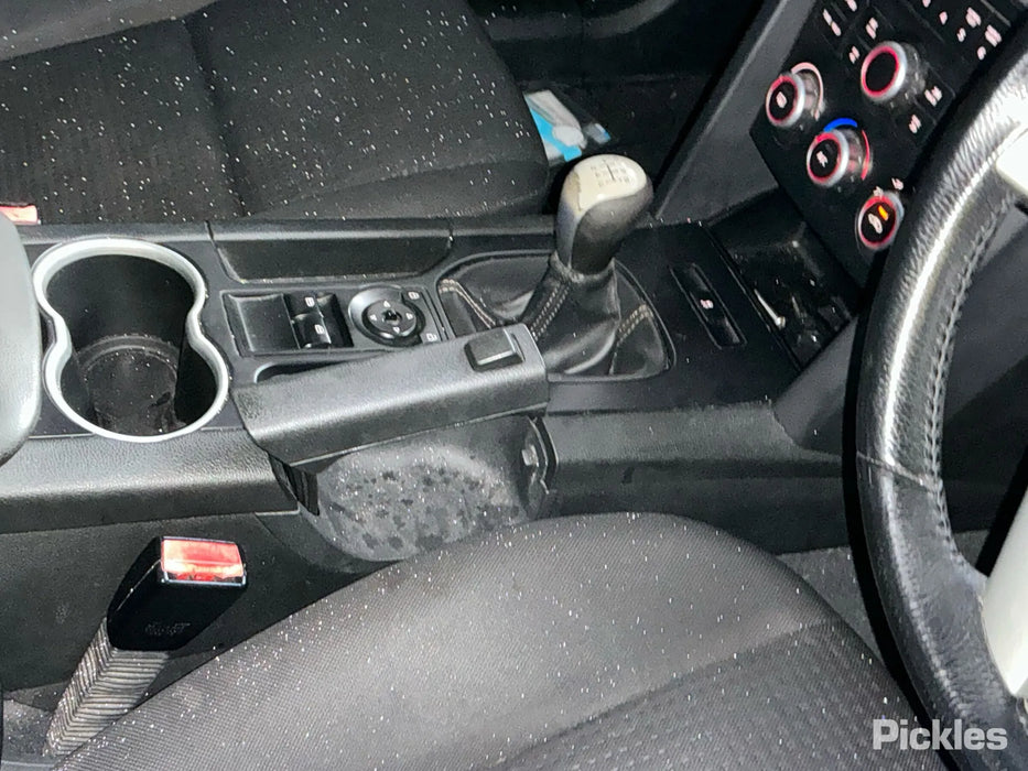 A310 - VE Holden Commodore UTE SV6, Manual 257,XXXkms Paint Code #608R Voodoo Blue