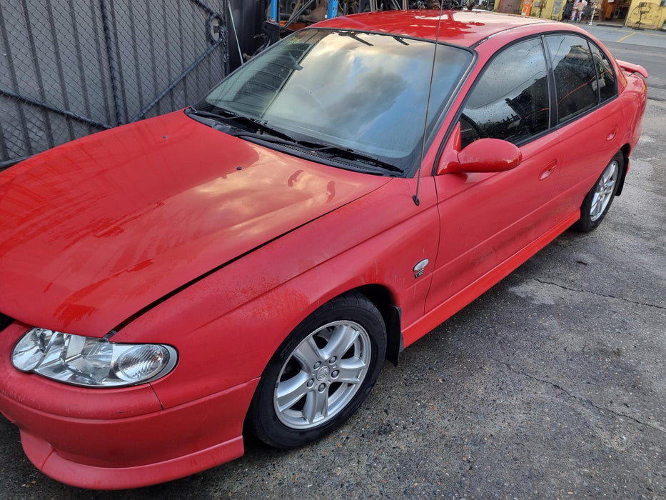 A206 - VX HOLDEN S-PAC COMMODORE SEDAN - FRONT BAR PAINT CODE - RED HOT #F143