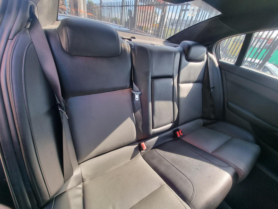 A207 - VE SS / SV6 II Holden Commodore Sedan - Rear Seat