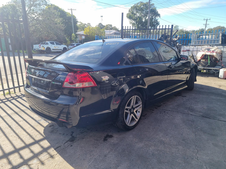 A207 - VE HOLDEN COMMODORE SV6 II - Front Guard DRIVER'S - PHANTOM BLACK #690F