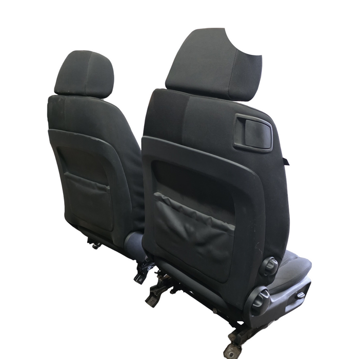 A028 - VE SV6 UTE - Front Seat (PAIR)