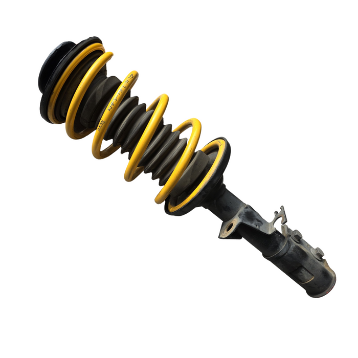 A205 - VZ ADVENTRA WAGON - Front Struts (PAIR)