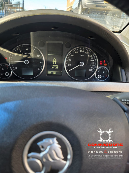 A267 - VE HOLDEN CALAIS (2006) SERIES I - CLUSTER LY7 V6 AUTO - 226, 463kms (LVL3 CBJ) P/N: 92198636