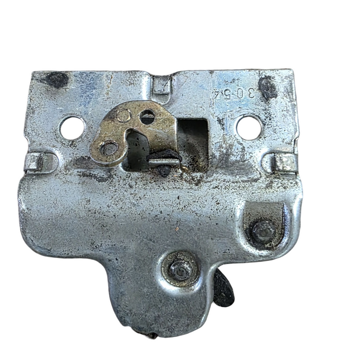 PIC024 - VN-VZ - Sedan Boot latch