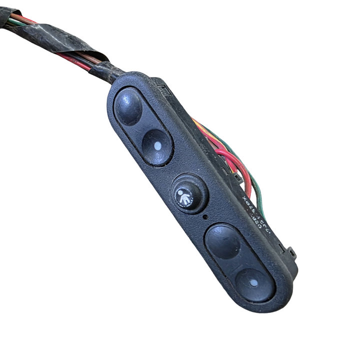 PIC015 - VN,VP,VQ,VR,VS - Power Window Switch with Child Lock - Drivers Side