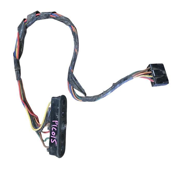 PIC015 - VN,VP,VQ,VR,VS - Power Window Switch with Child Lock - Drivers Side