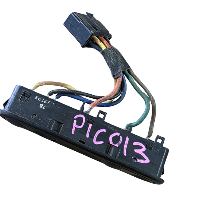 PIC013 - VN,VP,VQ,VR,VS - Holden Commodore Power Window Switch - Passenger side