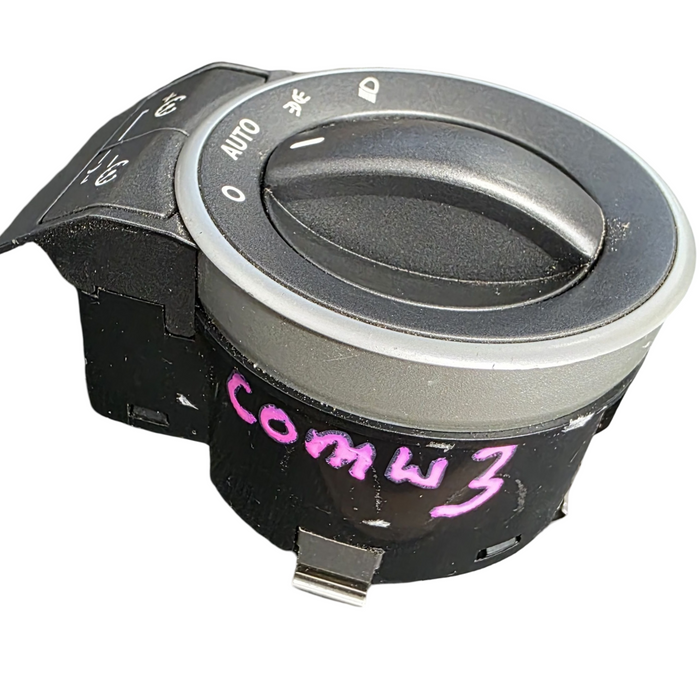 Comw3 - VE - Holden Commodore - Headlight Switch Grey