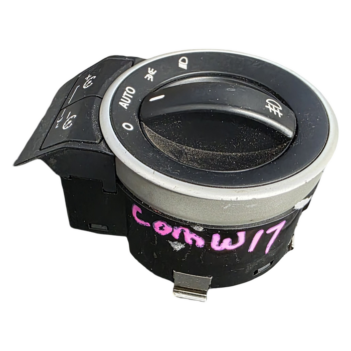 Comw17 - VE - Holden Commodore - Headlight Switch - Grey