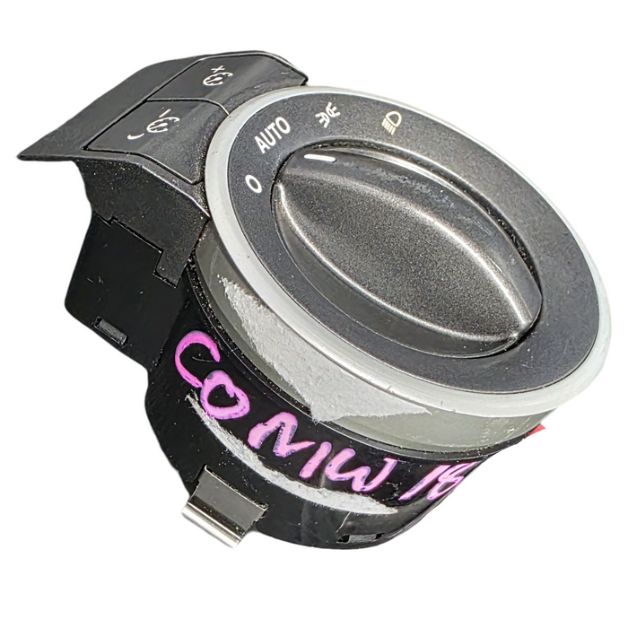 Comw18 - VE Holden Commodore - Headlight Switch (GREY)