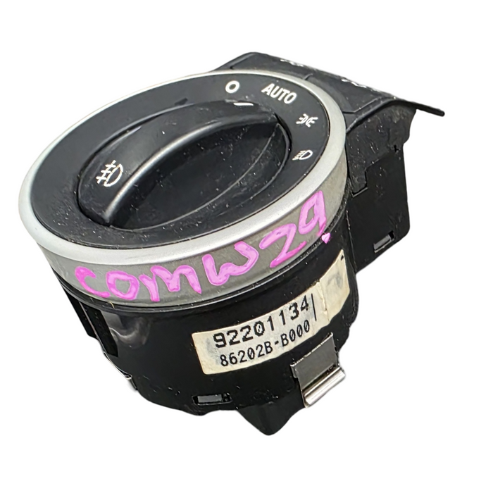 Comw29 - VE Holden Commodore - Headlight Switch (BLACK)