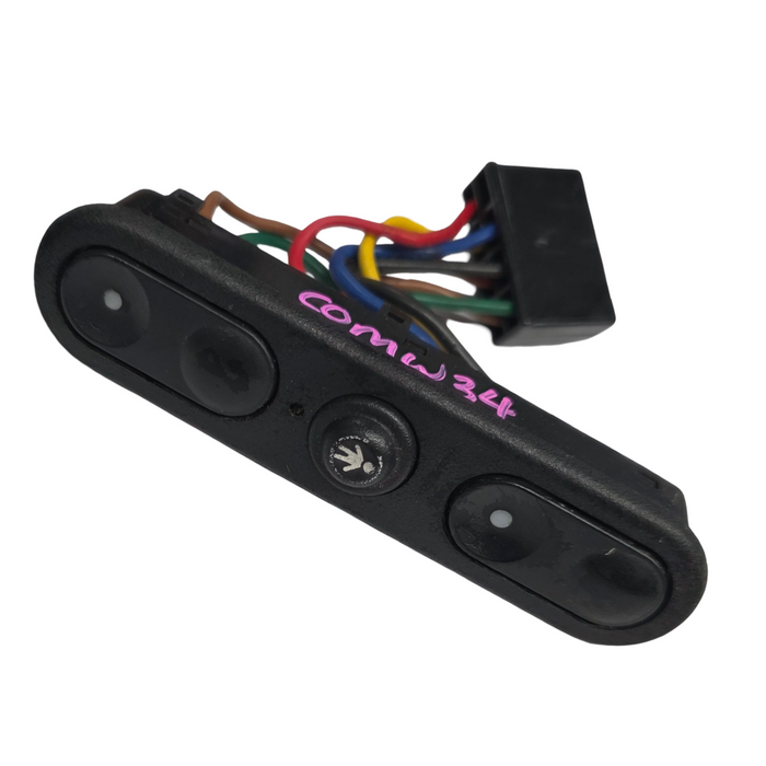 Comw34 - VS Holden Commodore - PWR Window Switch (DRIVER'S)