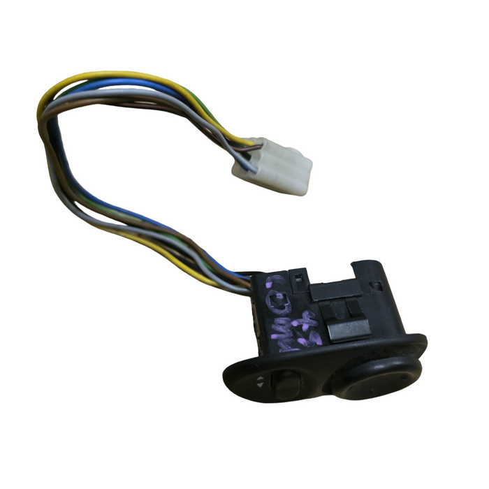 Comw45 - VT SERIES I Holden Commodore - PWR Mirror Switch
