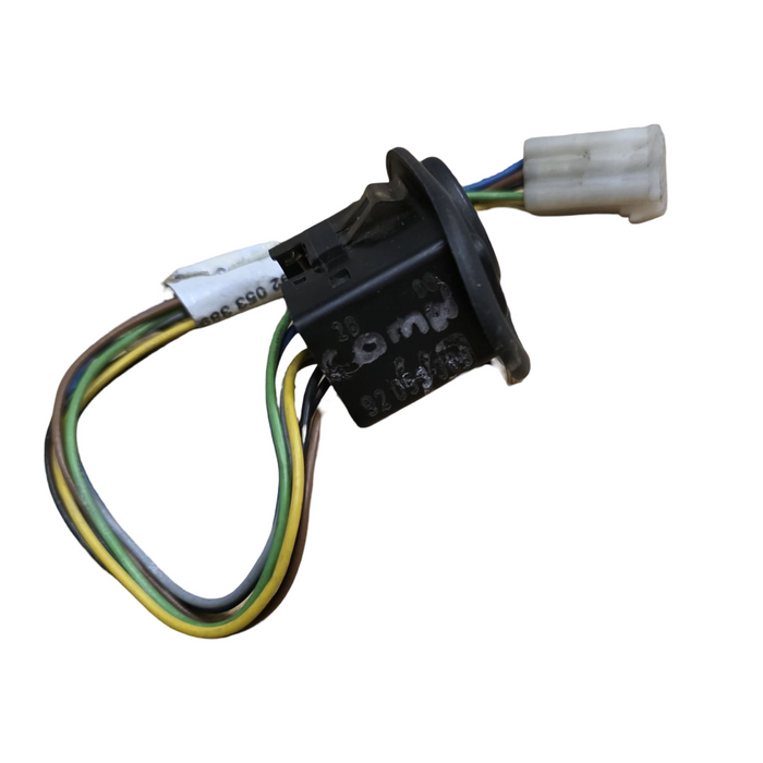 Comw49 - VS Holden Commodore - PWR Mirror Switch