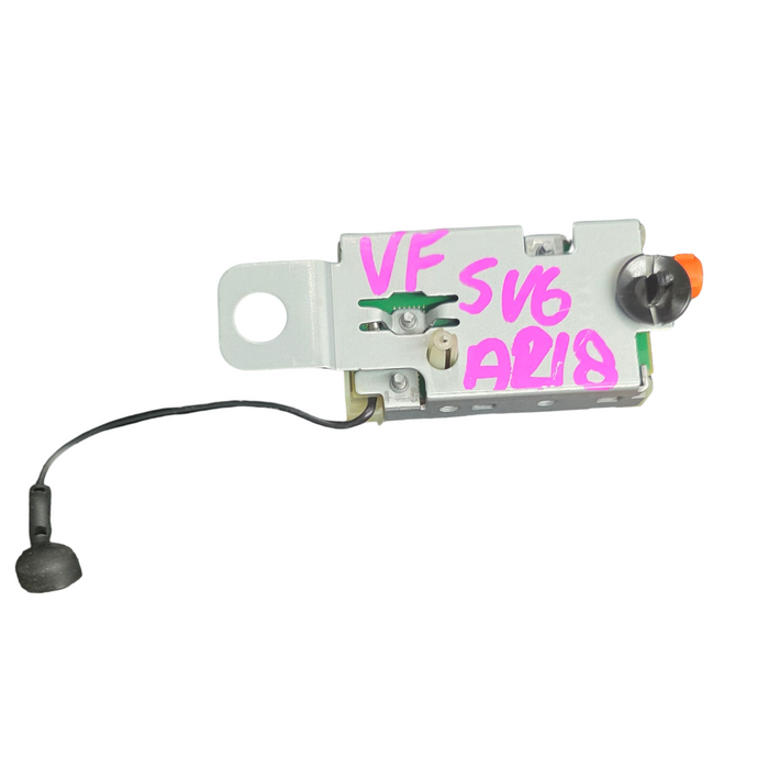 A218 - VF Holden Commodore - Radio Antenna Module