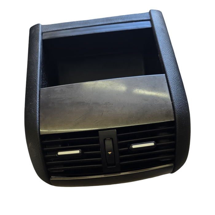 A264 - VE HOLDEN CALAIS - Rear Console / Vent
