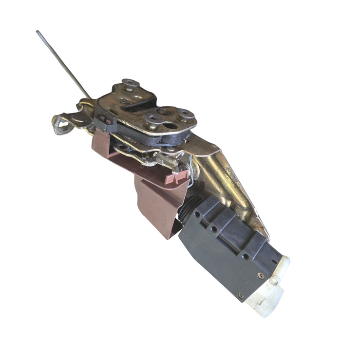 A056 - VS Holden Commodore Sedan - Door Actuator Passenger Front