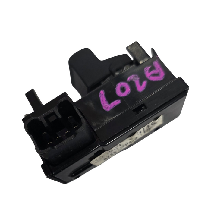 VE / WM - Holden Commodore Series II - Rear Window Switch (Passenger's Side)