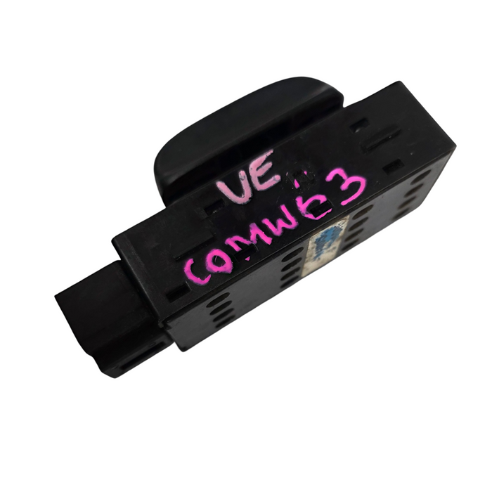 COMW63 - VE Holden Commodore - Seat Switch