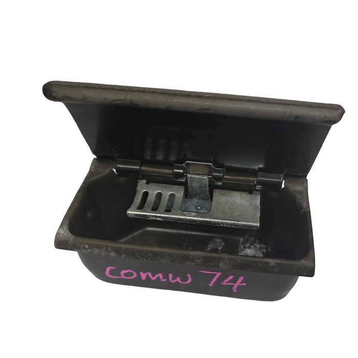 Comw74 - VN, VQ, VP, VR, VS Holden Commodore - Ashtray