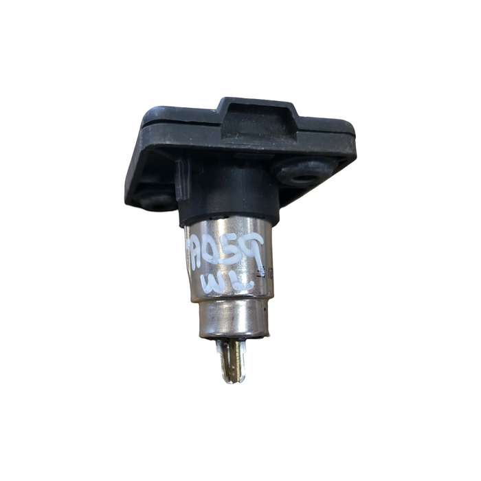 A059 - WL Holden Statesman - Power Socket