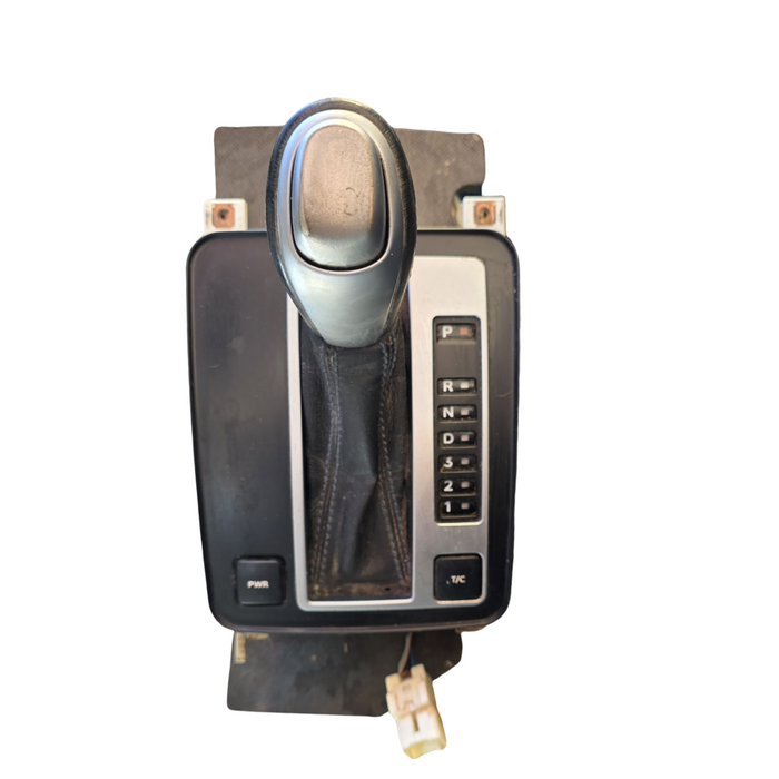 KER011 - WK Holden Statesman - Gear Shifter w/ Traction Control & PWR Switch